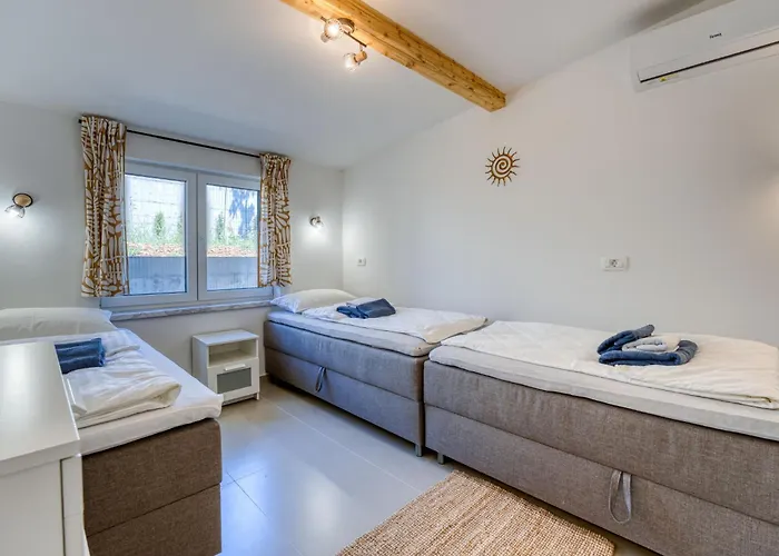 בית נופש Perla By Interhome